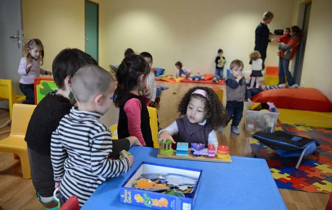 Mettre l’éveil au cœur de l’accueil du jeune enfant – Le Monde 10/05/2016